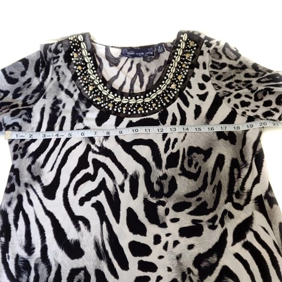 White Tiger Striped Print Blouse SzM - Picture 3 of 7